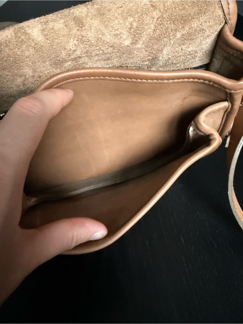 Vintage Coach NYC Tan Saddle Bag - Picture 9 of 12